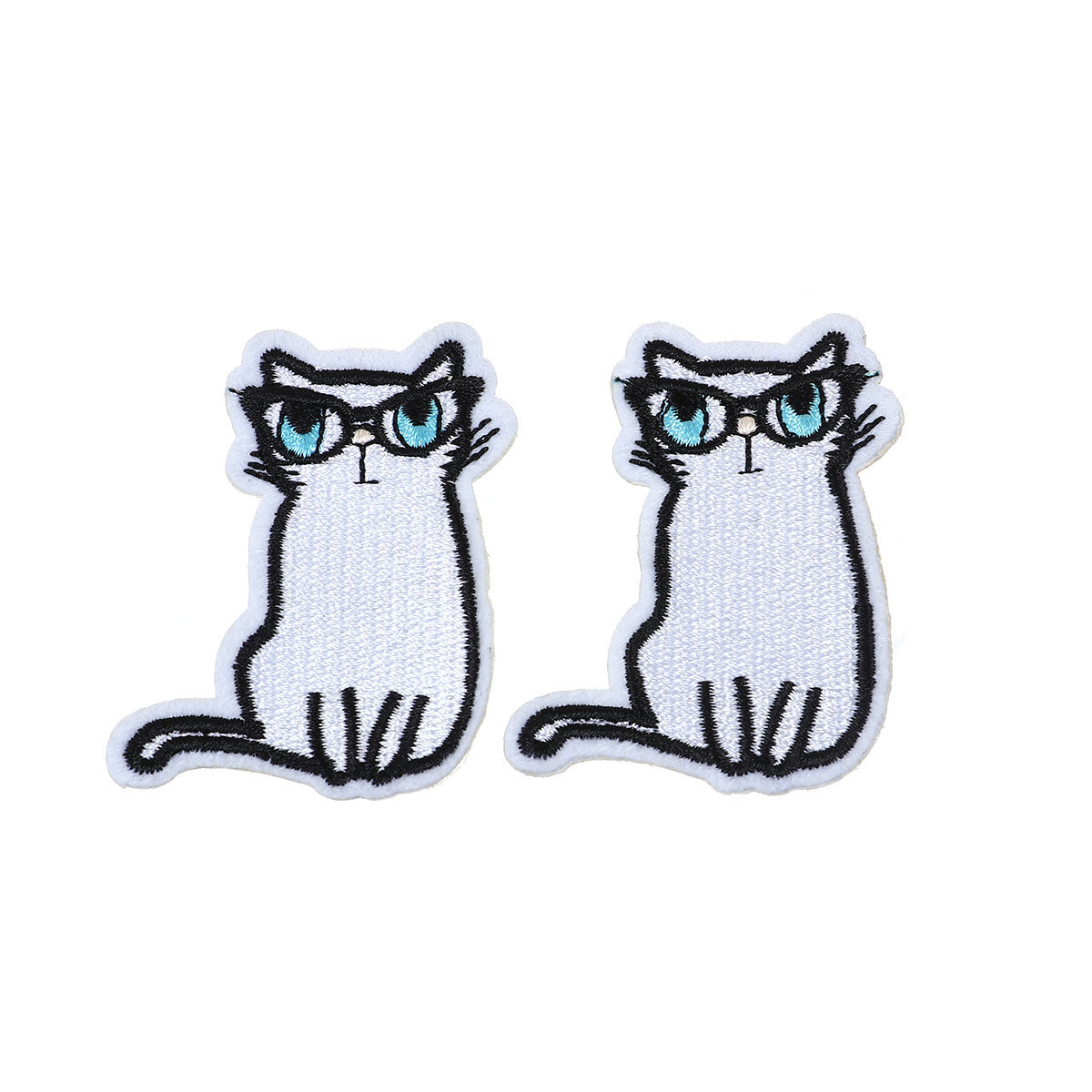 Picture of 2 PCs Fabric Iron On Patches Appliques (With Glue Back) DIY Sewing Craft Clothing Decoration White Cat Animal 6.2cm x 4.6cm