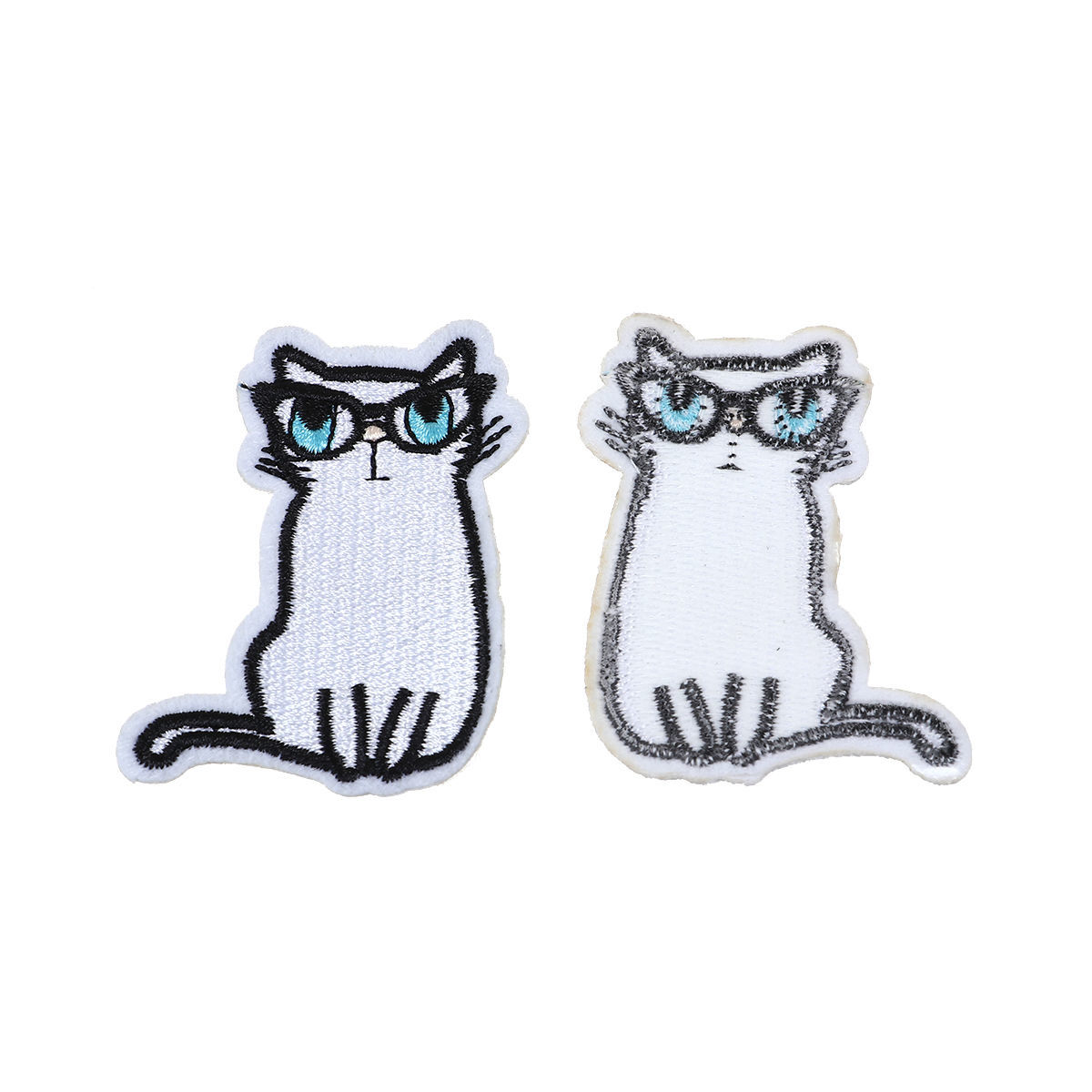 Picture of 2 PCs Fabric Iron On Patches Appliques (With Glue Back) DIY Sewing Craft Clothing Decoration White Cat Animal 6.2cm x 4.6cm