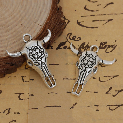 Picture of Zinc Based Alloy Boho Chic Pendants Cow Antique Silver Color Flower 32mm(1 2/8") x 26mm(1"), 10 PCs
