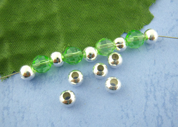 Picture of Alloy Spacer Beads Round Silver Plated About 5mm Dia, Hole:Approx 2mm, 300 PCs