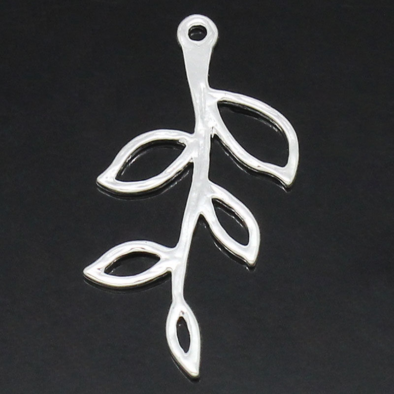 Picture of Brass Charm Pendants Leaf Silver Plated 22x11mm-23x13mm,10PCs