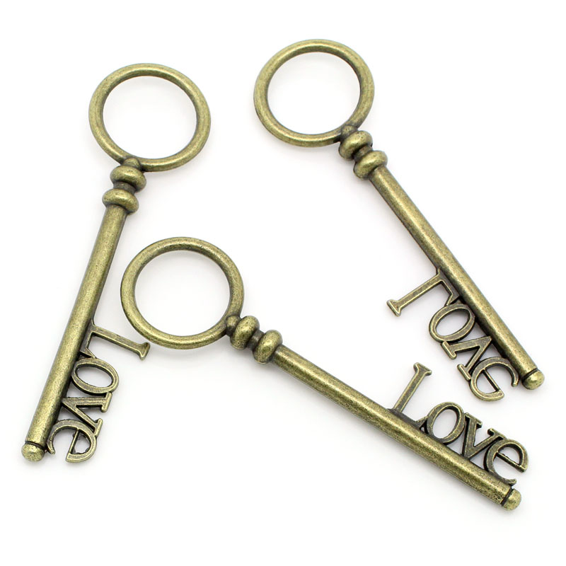 Лов 55. Кисточки бронзовые для ключей. Фото цветов ключ любовь.