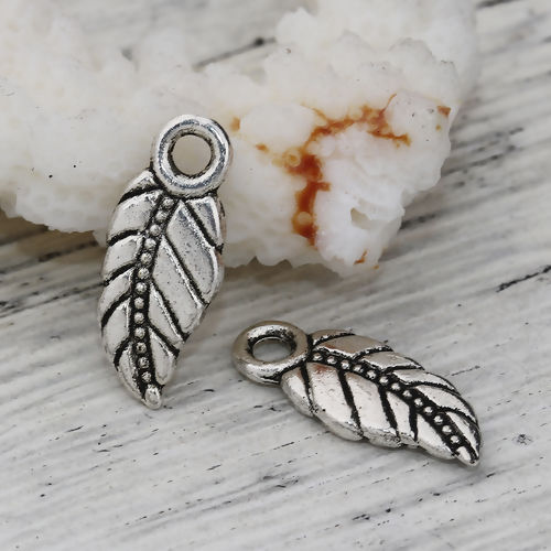 Picture of Zinc Based Alloy Charms Leaf Antique Silver Color 17mm( 5/8") x 7mm( 2/8"), 100 PCs