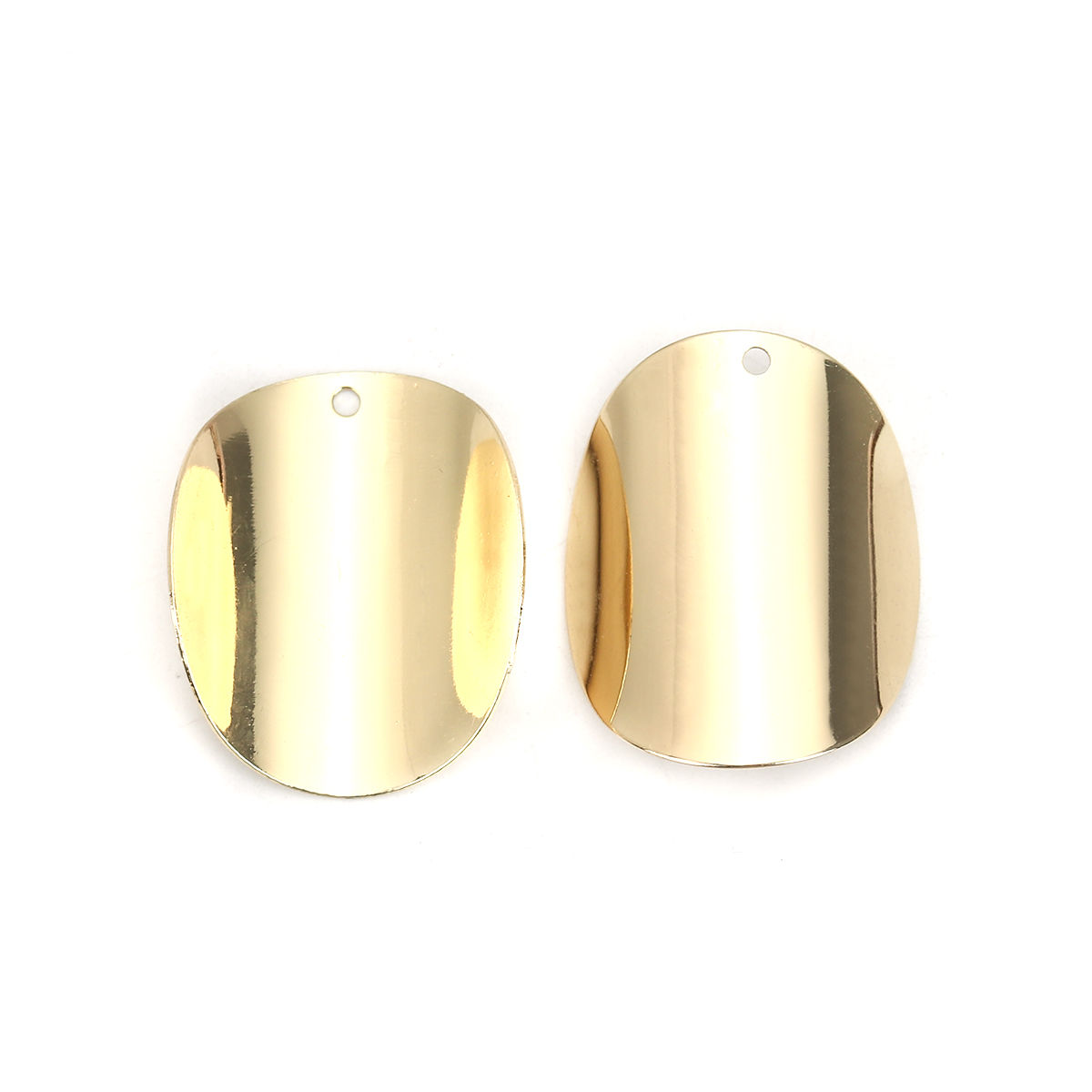 Picture of Zinc Based Alloy Charms Curve Round Disc