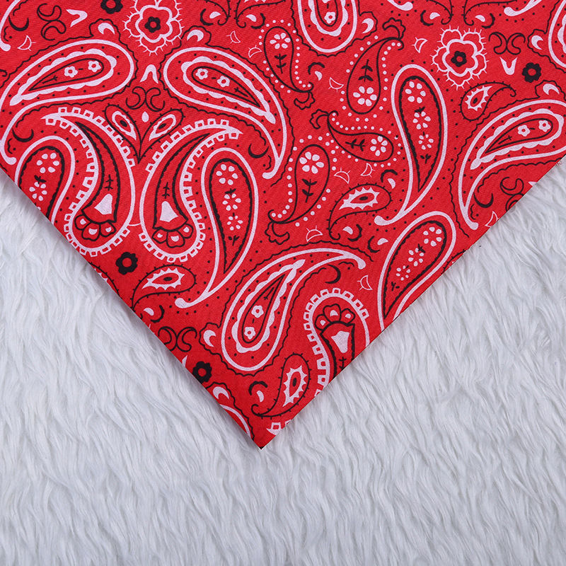 Imagen de Red - Printing Polyester Paisley Pattern Fabric For DIY Masks Quilting Garment Patchwork (Width：150cm），1M