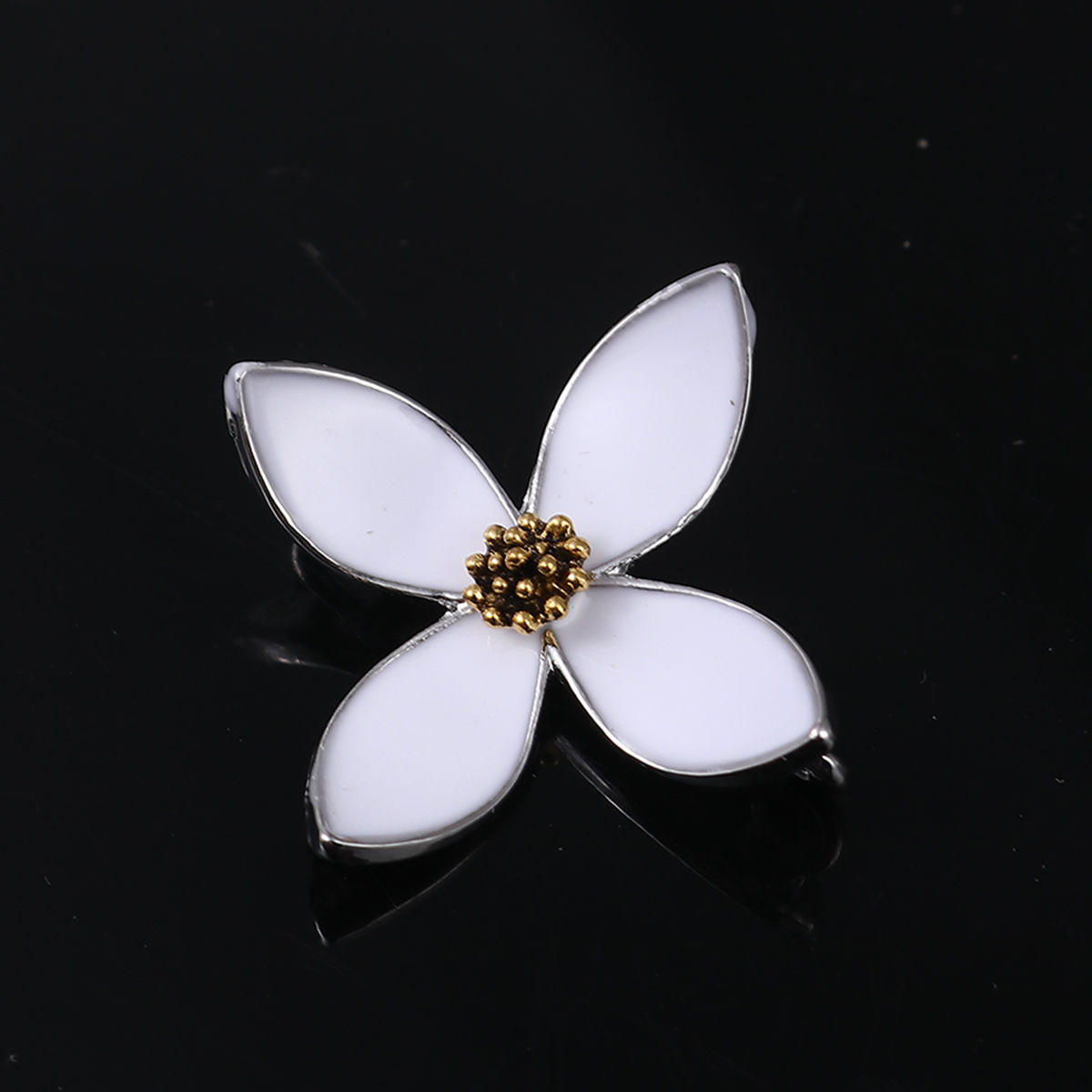 Picture of Zinc Based Alloy Connectors Flower Enamel