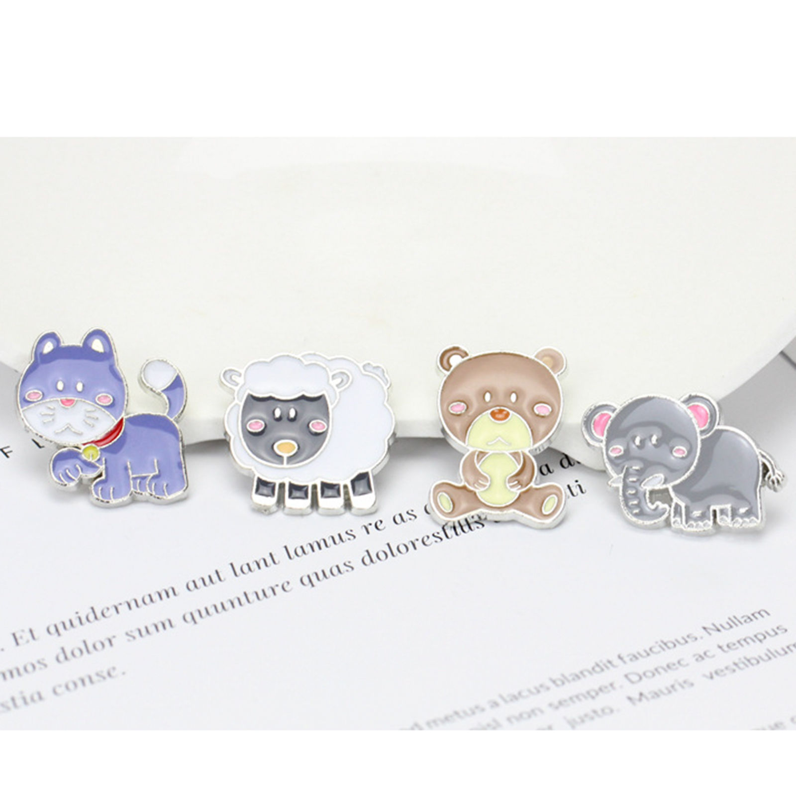 Изображение Zinc Based Alloy Pin Brooches