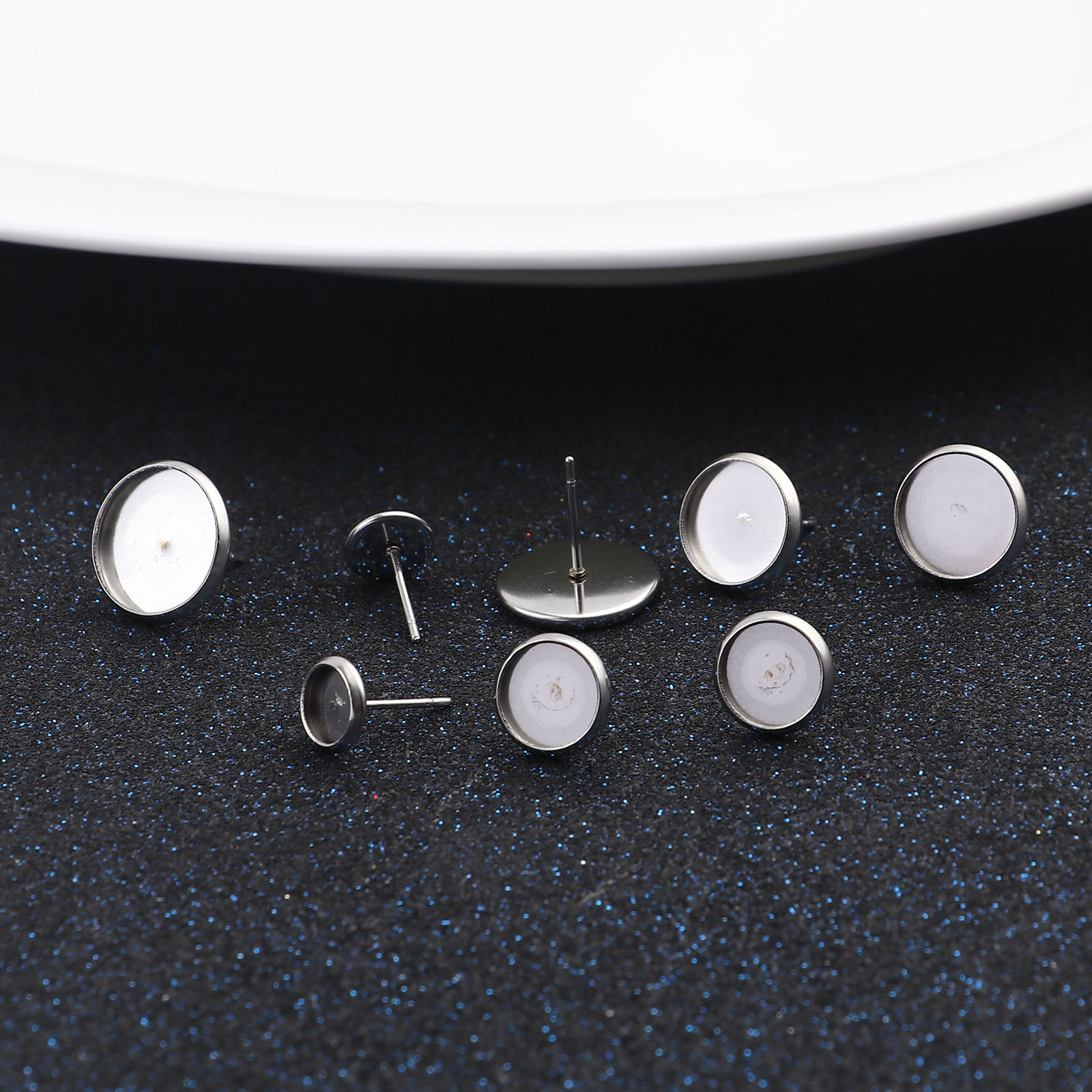 Imagen de Acero Inoxidable Pendientes Ronda Tono de Plata Base Camafeo (Apta 6mm) 8mm Diámetro, Post/ Wire Size: (21 gauge), 20 Unidades