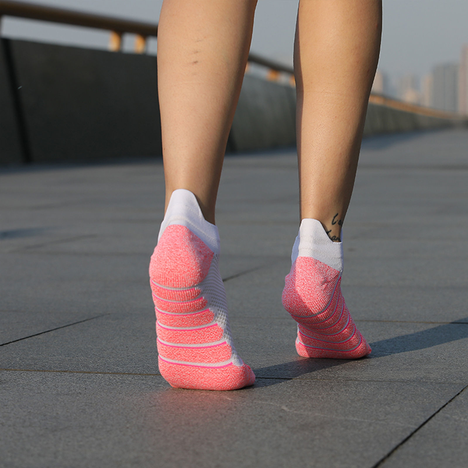Imagen de Multifunction Non-slip Breathable Women's Sport Ankle Socks Stripe Size S（35-39）, 1 Pair
