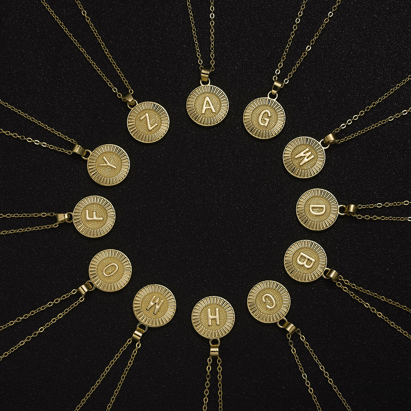 Imagen de Collares Chapado en Oro Ronda Mayúscula Letra 40cm longitud, 1 Unidad