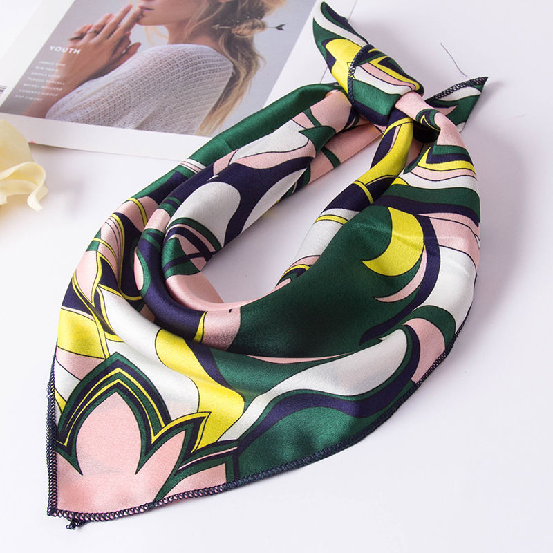 Изображение Multifunctional Fashion Imitation Silk Women's Scarf Square
