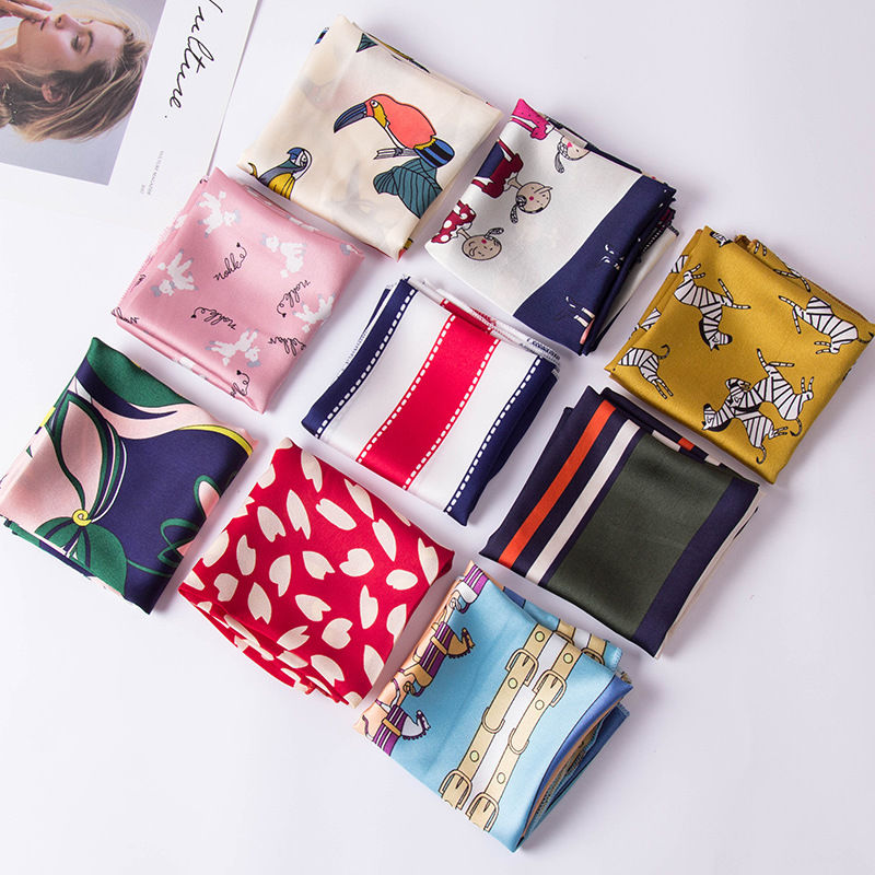 Изображение Multifunctional Fashion Imitation Silk Women's Scarf Square