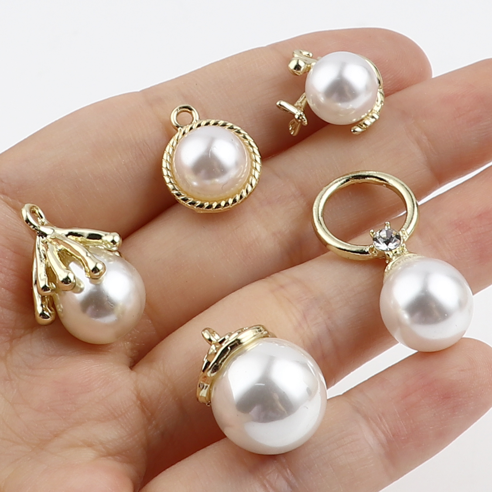 Picture of Zinc Based Alloy & Acrylic Charms Imitation Pearl