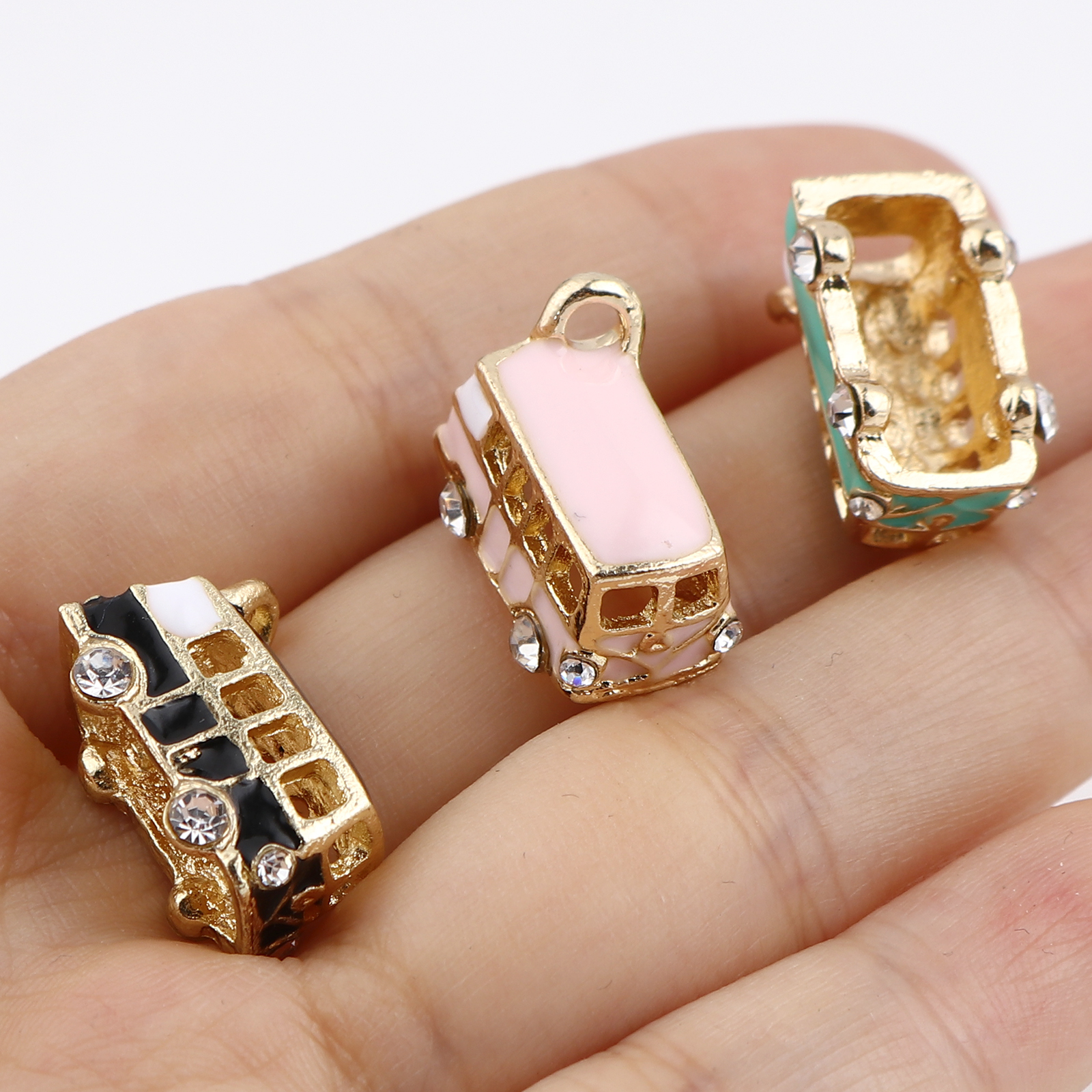 Picture of Zinc Based Alloy Travel Charms Bus