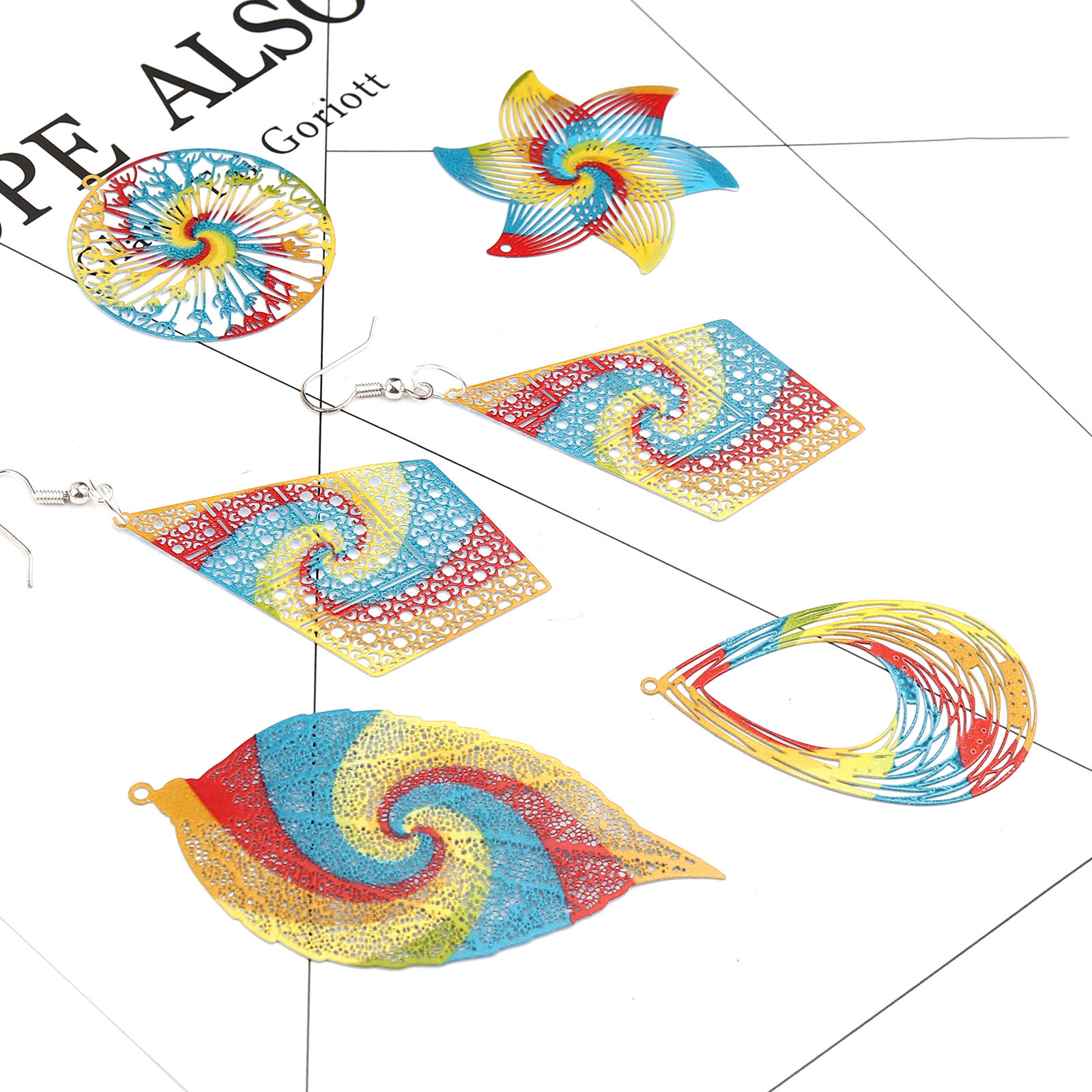 Immagine di Lega di Ferro Filigree Stamping Ciondoli 5 Pz