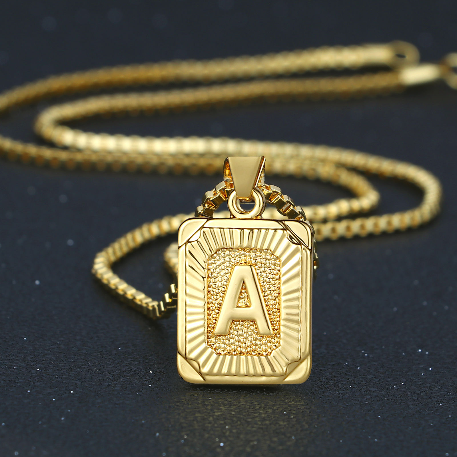 Bild von Kupfer Halskette 24K Echtgold plattiert Rechteck Anfangsbuchstabe/ Großbuchstabe 1 Strang