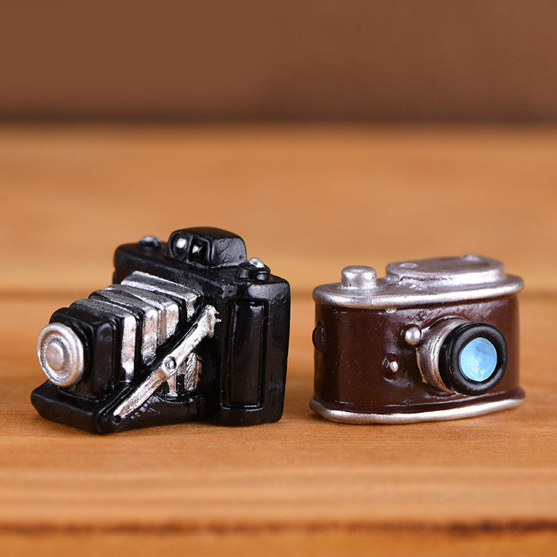 Picture of Retro Resin Micro Landscape Miniature Decoration