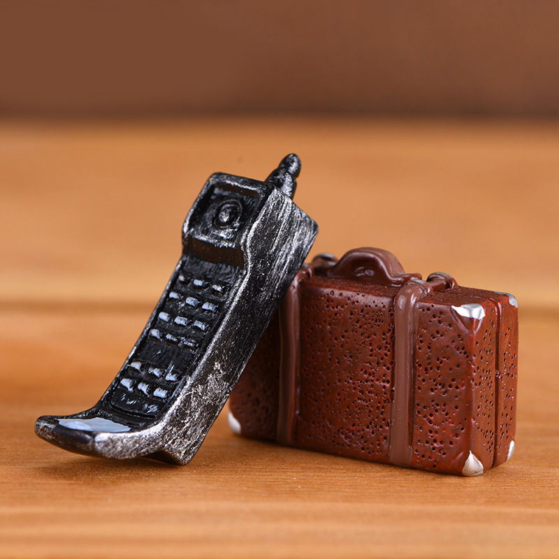 Picture of Retro Resin Micro Landscape Miniature Decoration
