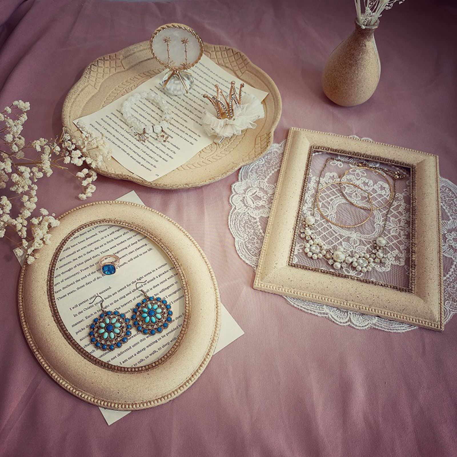 Picture of Natural Wood Jewelry Displays Multicolor , 1 Piece