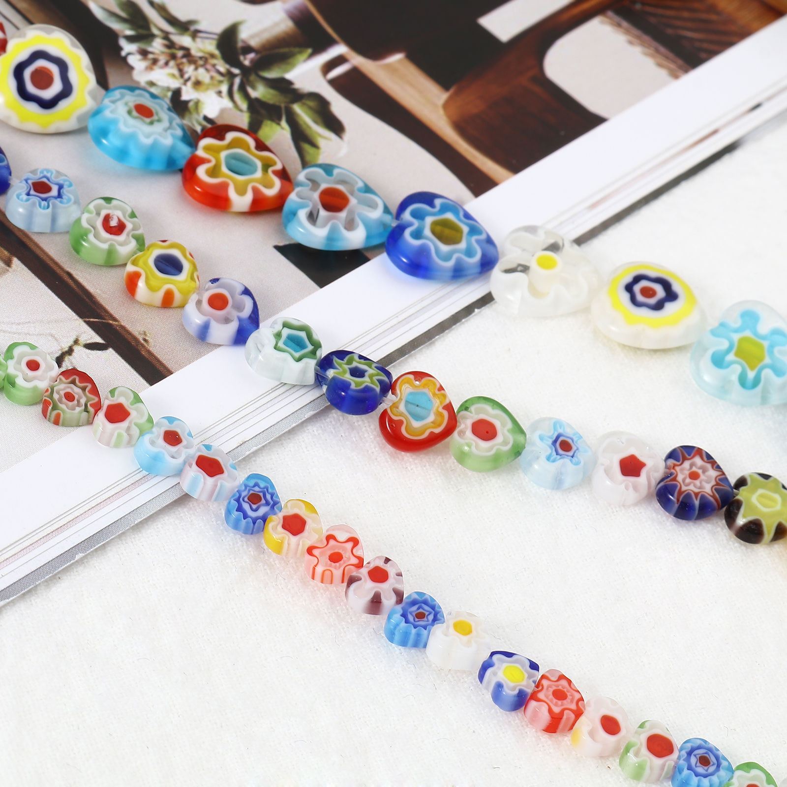 Bild von Muranoglas Valentinstag Millefiori-Perlen Herz Zufällig Mix Blumen 1 Strang
