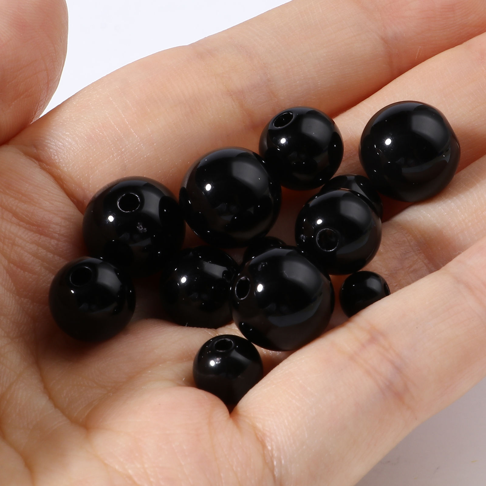 Picture of Acrylic Beads Round Black 500 PCs
