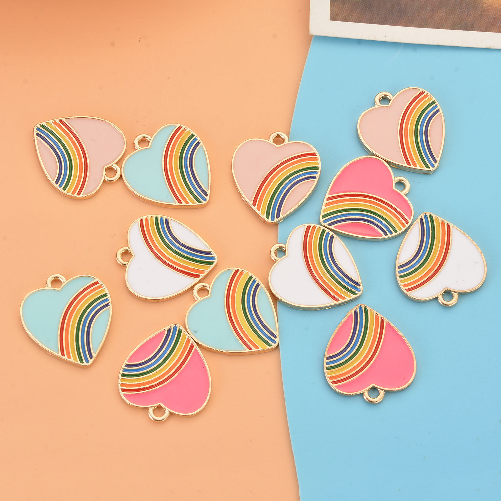 Imagen de Zamak Colgantes Charms Corazón Chapado en Oro Multicolor Arco Iris Esmalte 20mm x 18mm, 10 Unidades