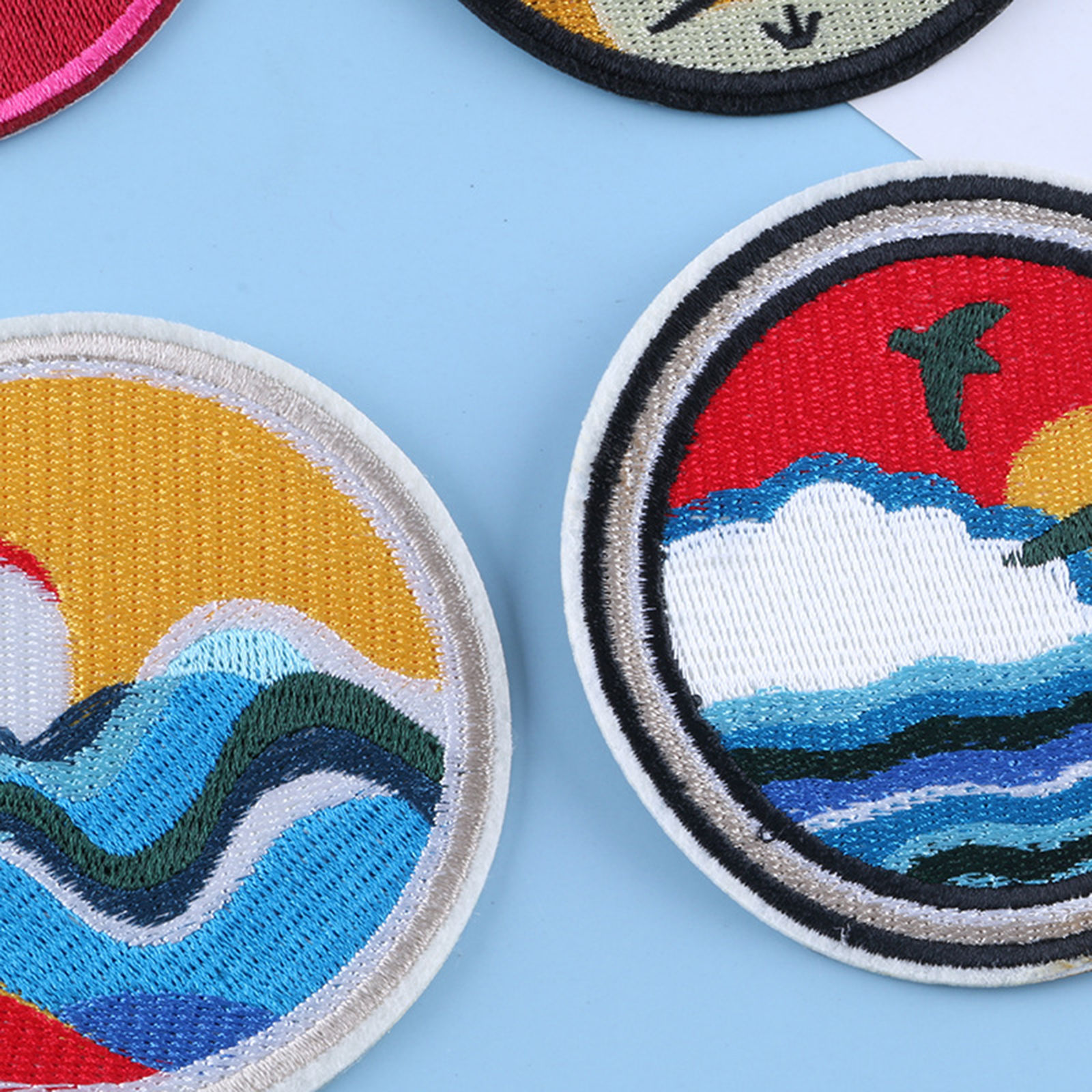 Picture of Polyester Iron On Patches Appliques (With Glue Back) Craft Multicolor Badge Round 1 Piece