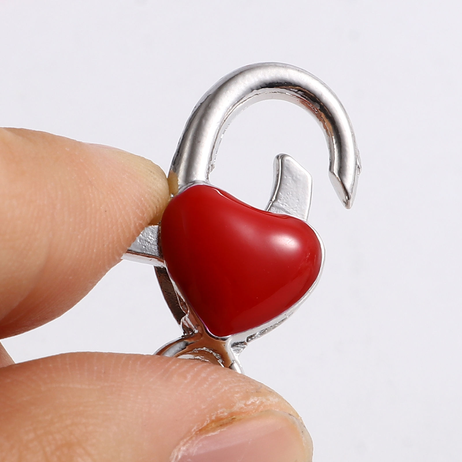 Imagen de Corchete de la Langosta Zamak Corazón de Multicolor , Tono de Plata Esmalte 27mm x 14mm, 10 Unidades