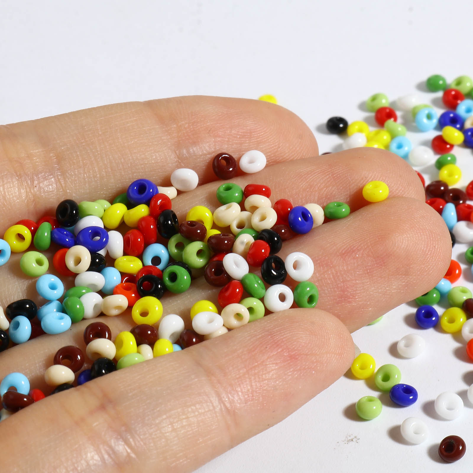 Bild von Glas Rocailles Perlen Bunt Oval 5mm x 4.5mm, Loch: 1.5mm, 1 Flasche