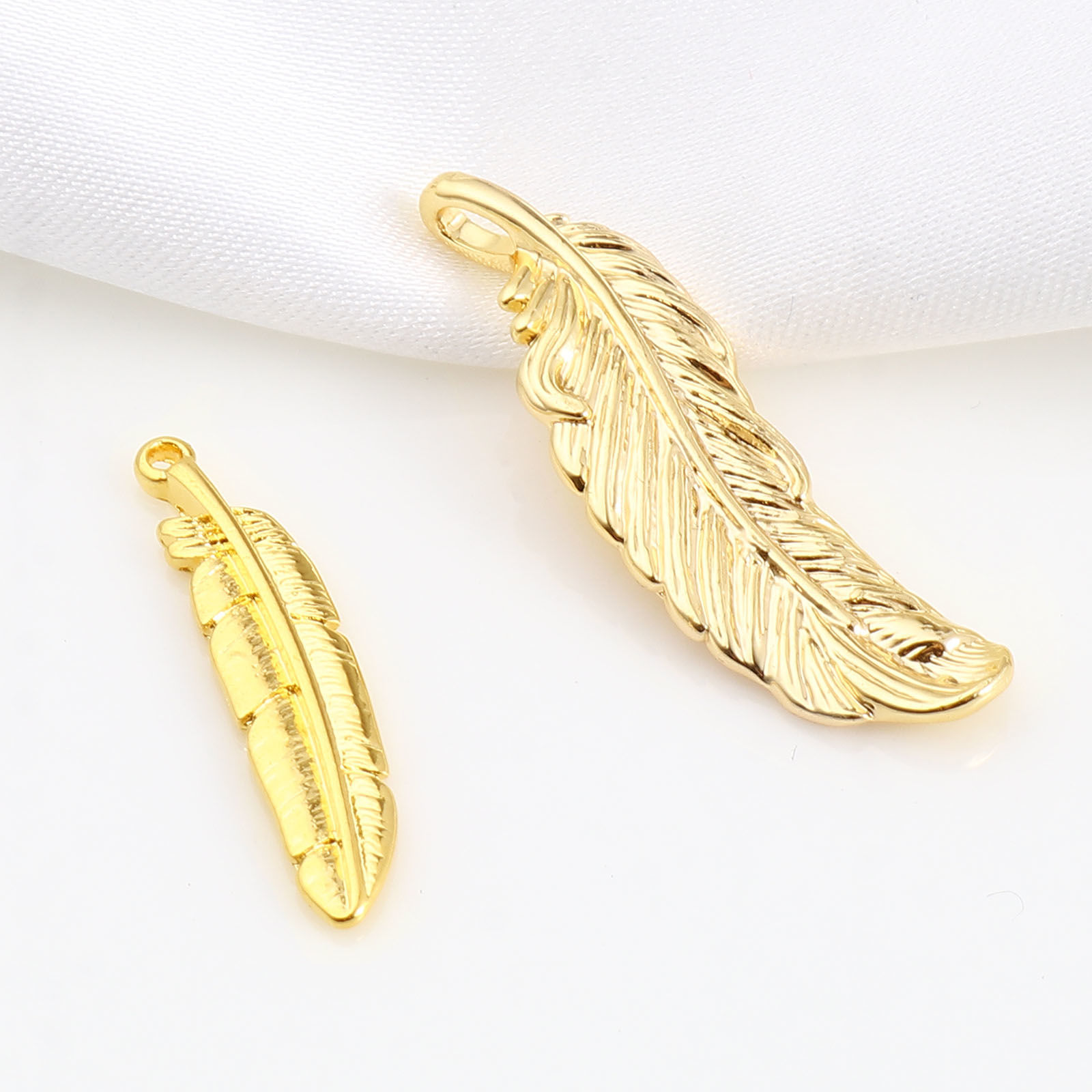 Picture of Brass Charms Feather 18K Real Gold Plated 2 PCs