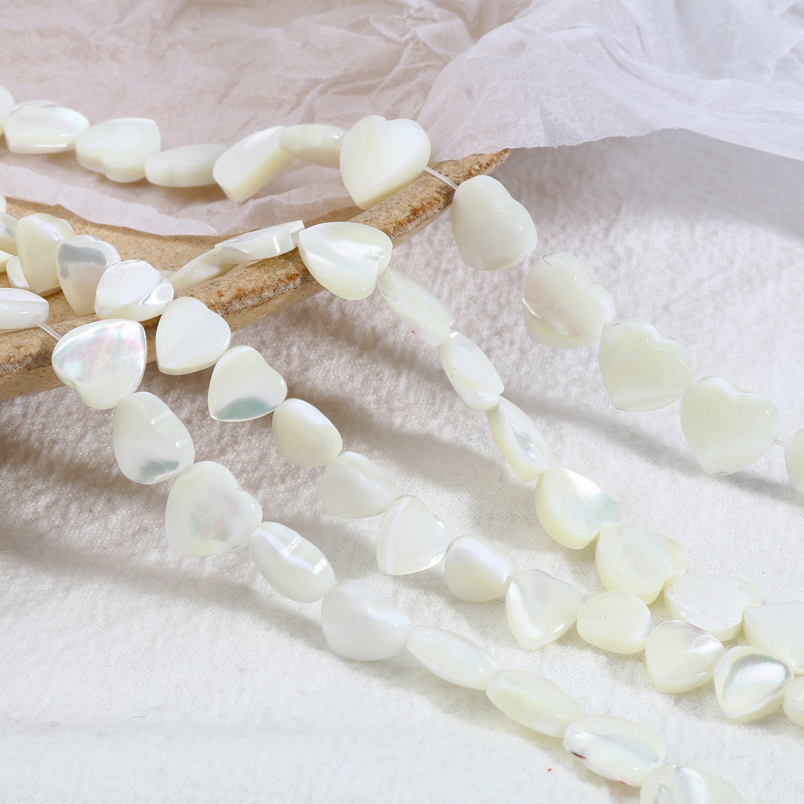 Picture of Valentine's Day Natural Shell Loose Beads Heart Creamy-White 1 Strand