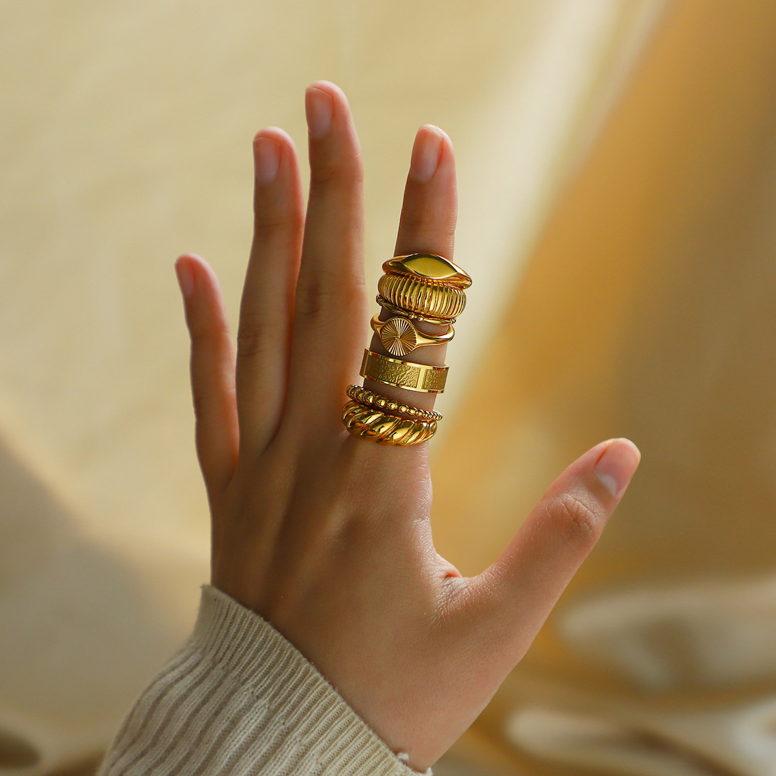 Picture of Eco-friendly Simple & Casual Ins Style 18K Gold Plated 304 Stainless Steel Unadjustable Rings For Women