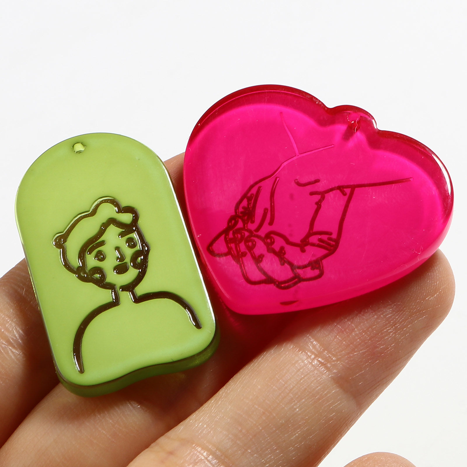 アクリル ペンダント 多色 5 個 の画像