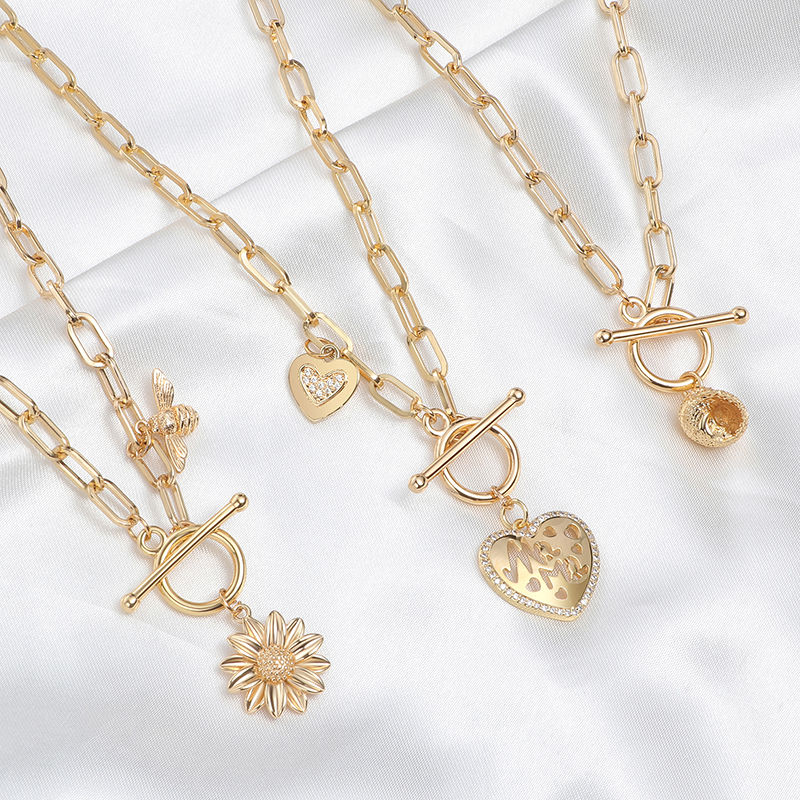 Bild von 1 Strang Umweltfreundliche Vakuumbeschichtung Stilvoll Stilvoll 18K Echtgold plattiert Kupfer + Strass Büroklammerkette Herz Anhänger Halskette Für Frauen Muttertag