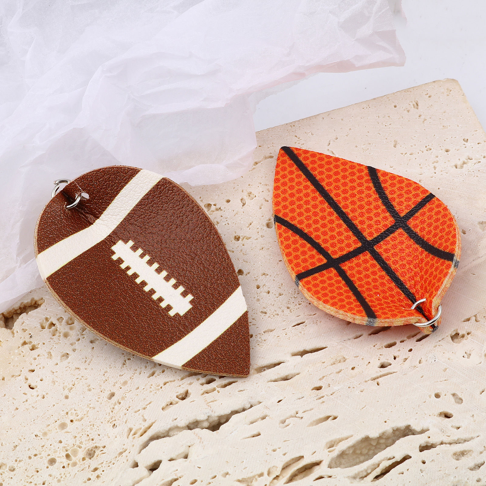 Picture of PU Leather Sport Pendants Leaf Silver Tone Multicolor