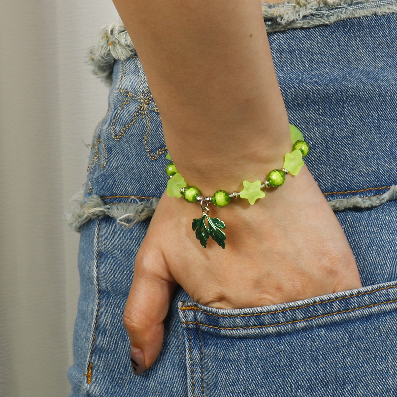 Picture of Zinc Based Alloy Leaf Gold Plated Green Painted