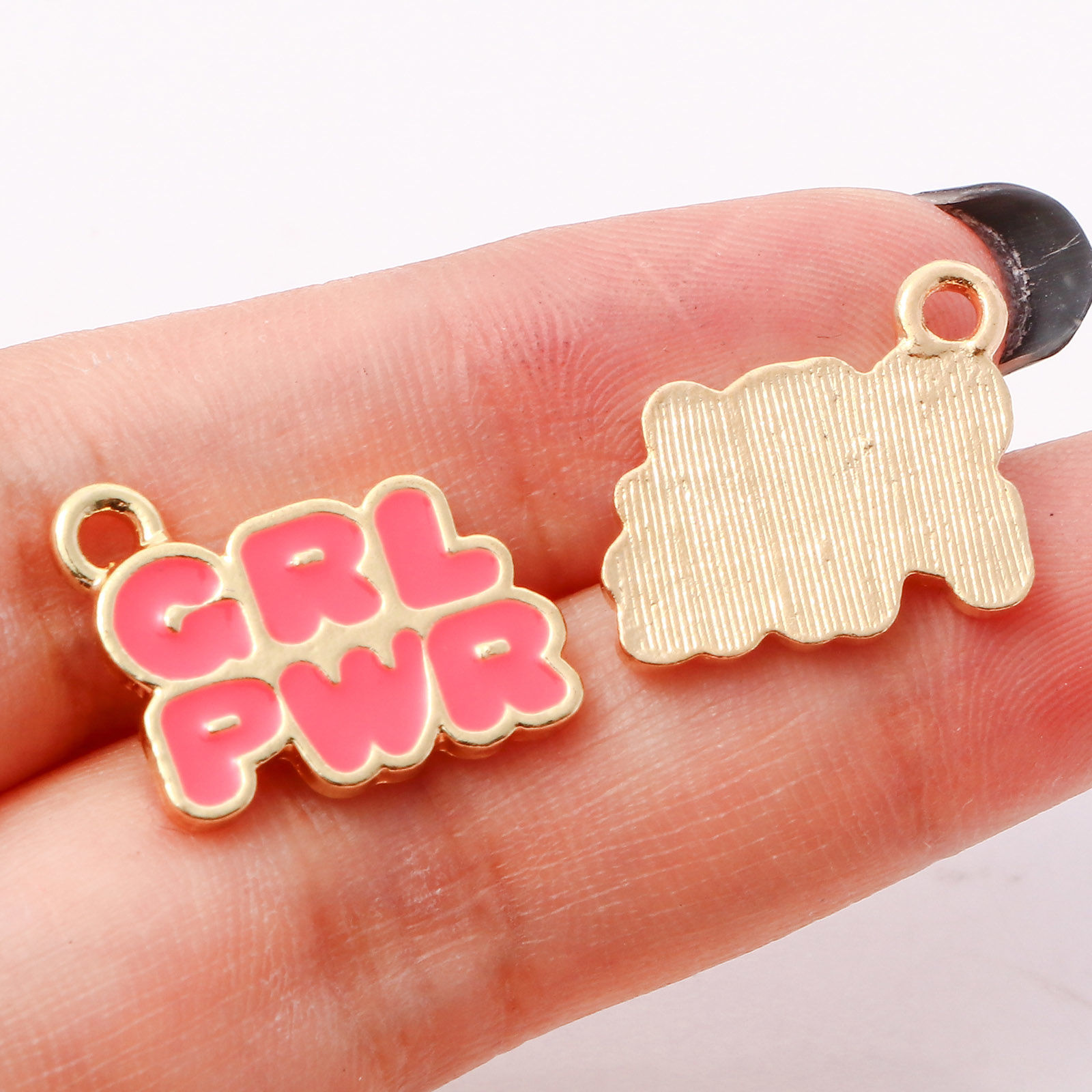 Imagen de Zamak Colgantes Charms Chapado en Oro Multicolor Mensaje " GRL PWR " Esmalte 18mm x 15mm, 10 Unidades
