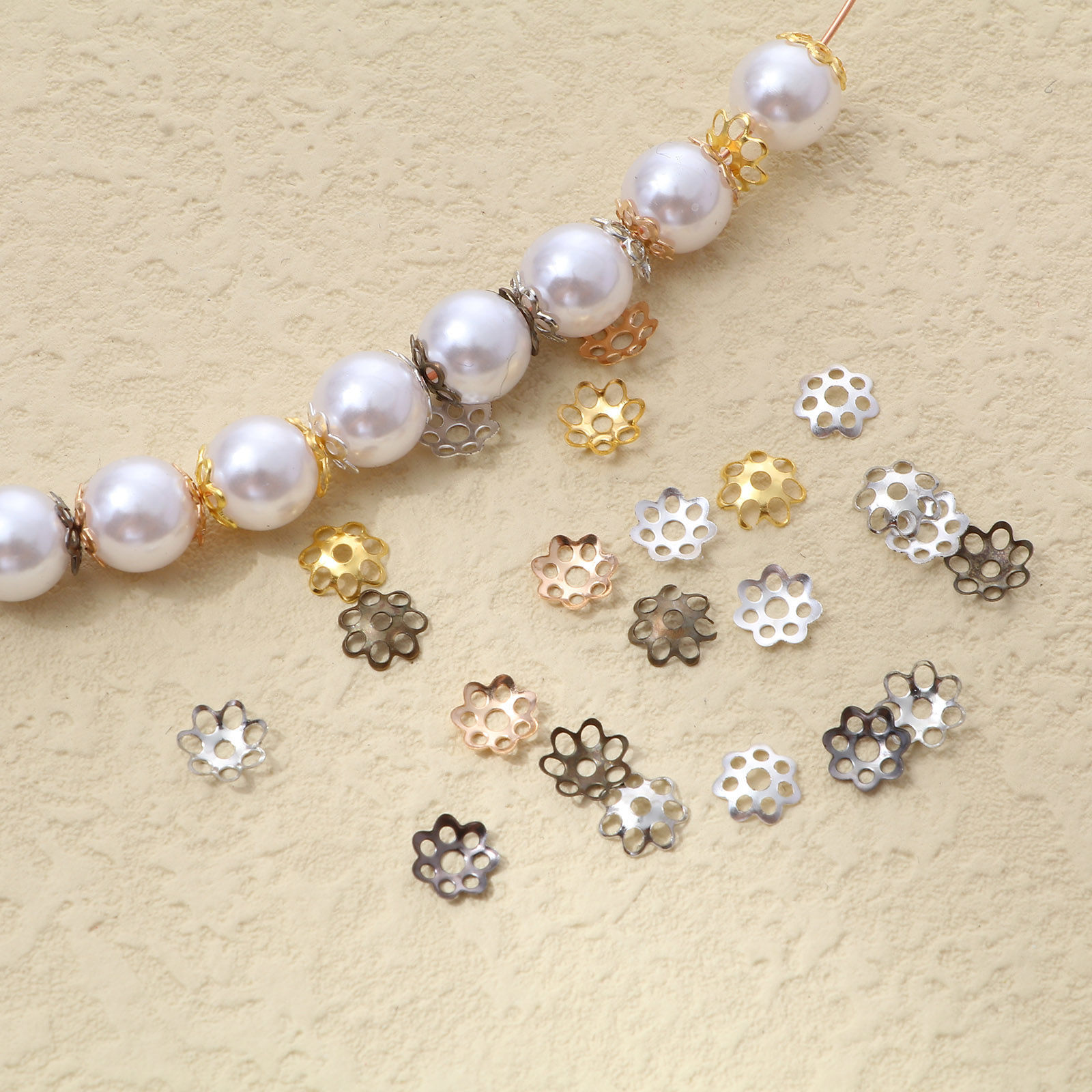 Изображение Железный Сплав(Без Кадмия) Шапочки Для Бусин Цветы Разноцветный ажурная резьба ажурная резьба (для 8мм бусины) 6мм x 6мм, 600 ШТ