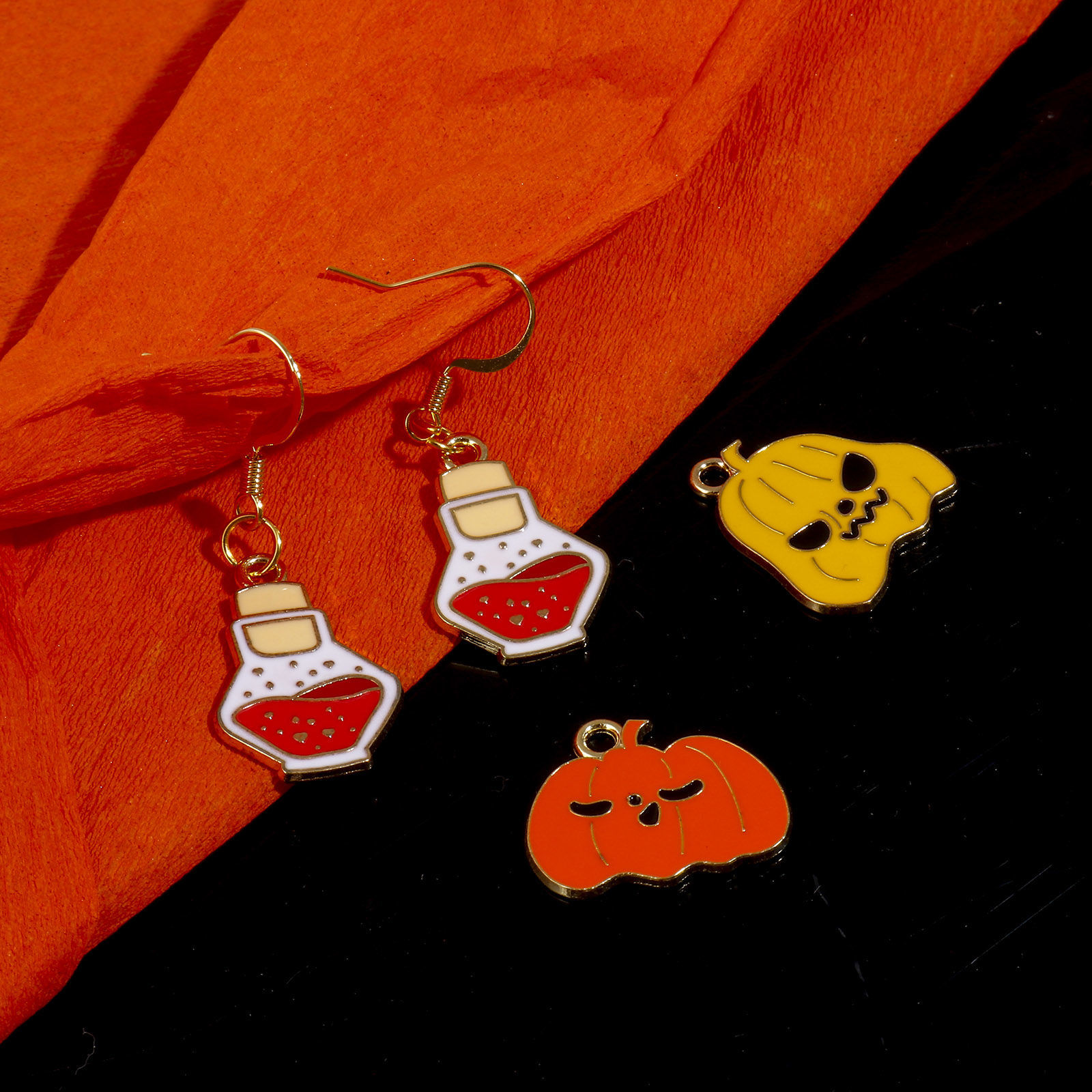 Immagine di Lega di Zinco Halloween Charms Oro Placcato Multicolore Immagini dei Cartoni Animati Smalto 10 Pz