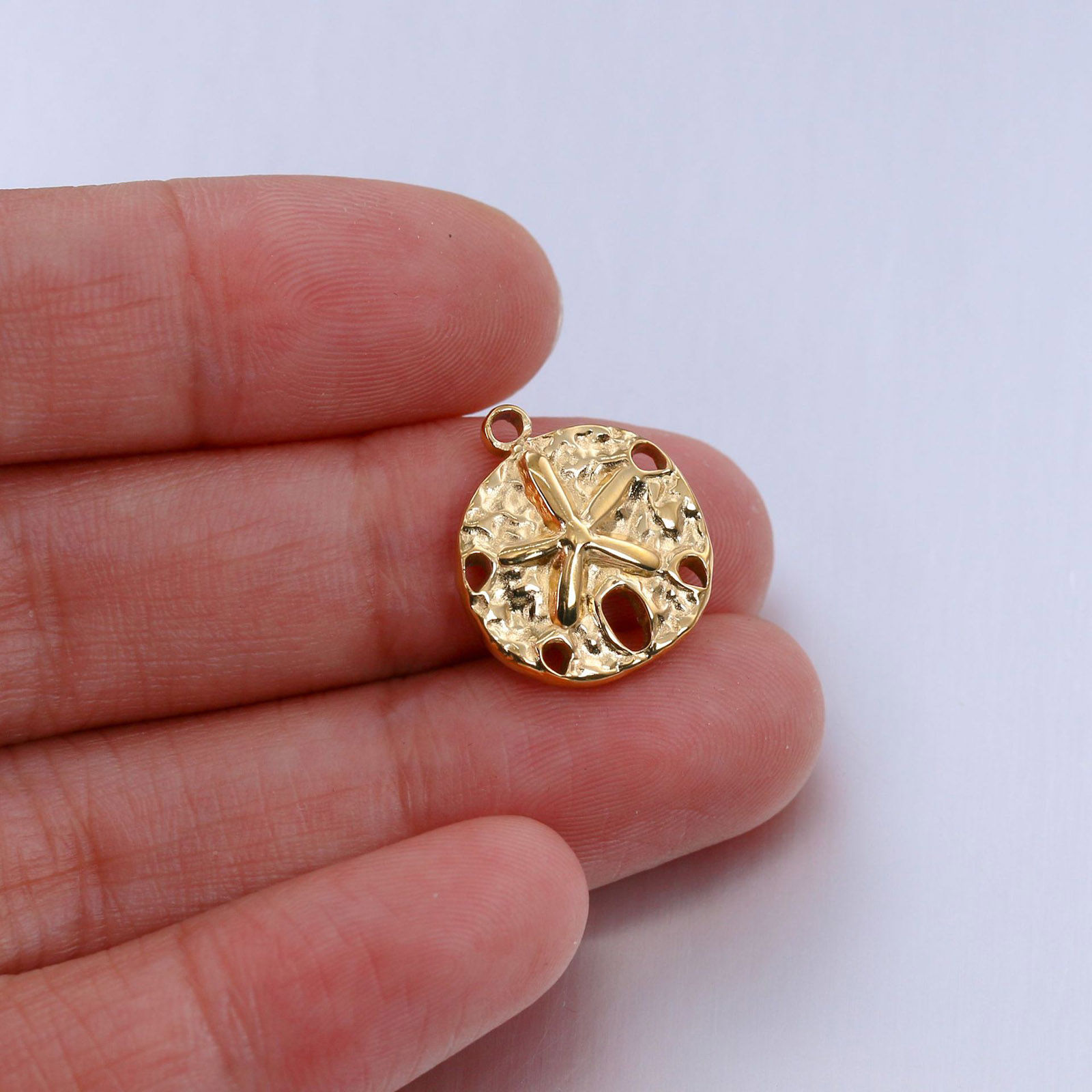 Picture of Stainless Steel Ocean Jewelry Charms Multicolor Round Disc Star Fish 17mm x 15mm, 1 Piece