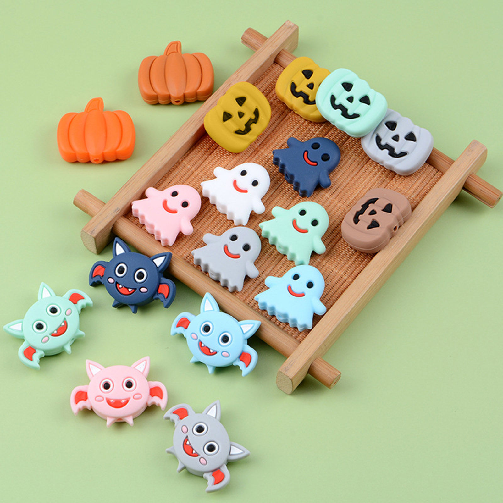 Изображение Silicone Halloween Spacer Beads Pumpkin Multicolor Halloween Ghost Pattern 2 PCs