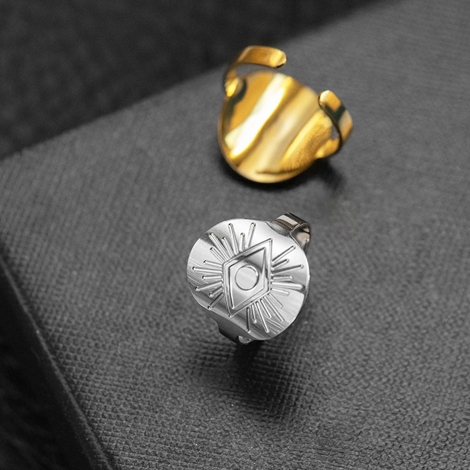 チタン 宗教 オープンタイプ 調整可能 リング 指輪 多色 円形 プロビデンスの目/すべてを見通す目 17.3mm（日本サイズ約14号）、 1 個 の画像