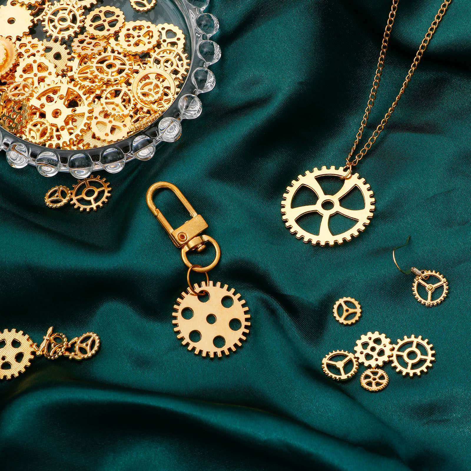 Picture of Zinc Based Alloy Steampunk Pendants Multicolor At Random Gear 4.1x4cm - 0.9cm Dia.