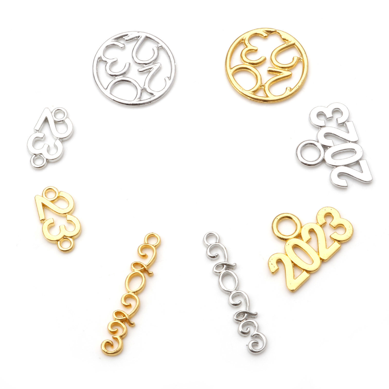 亜鉛合金 年 チャーム 多色 文字「2023」 20 個 の画像