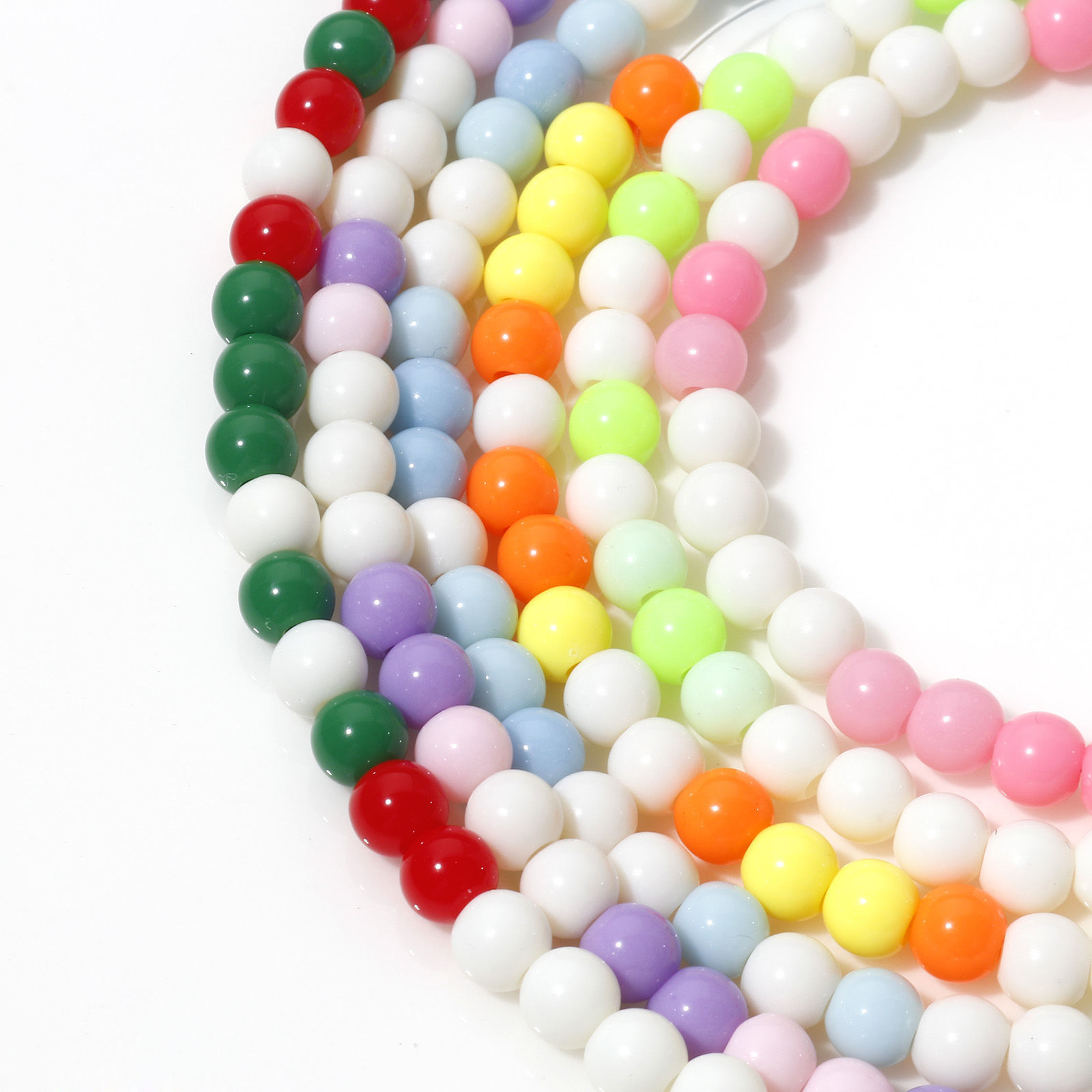 Picture of Acrylic Beads At Random Color Round About 6mm Dia.