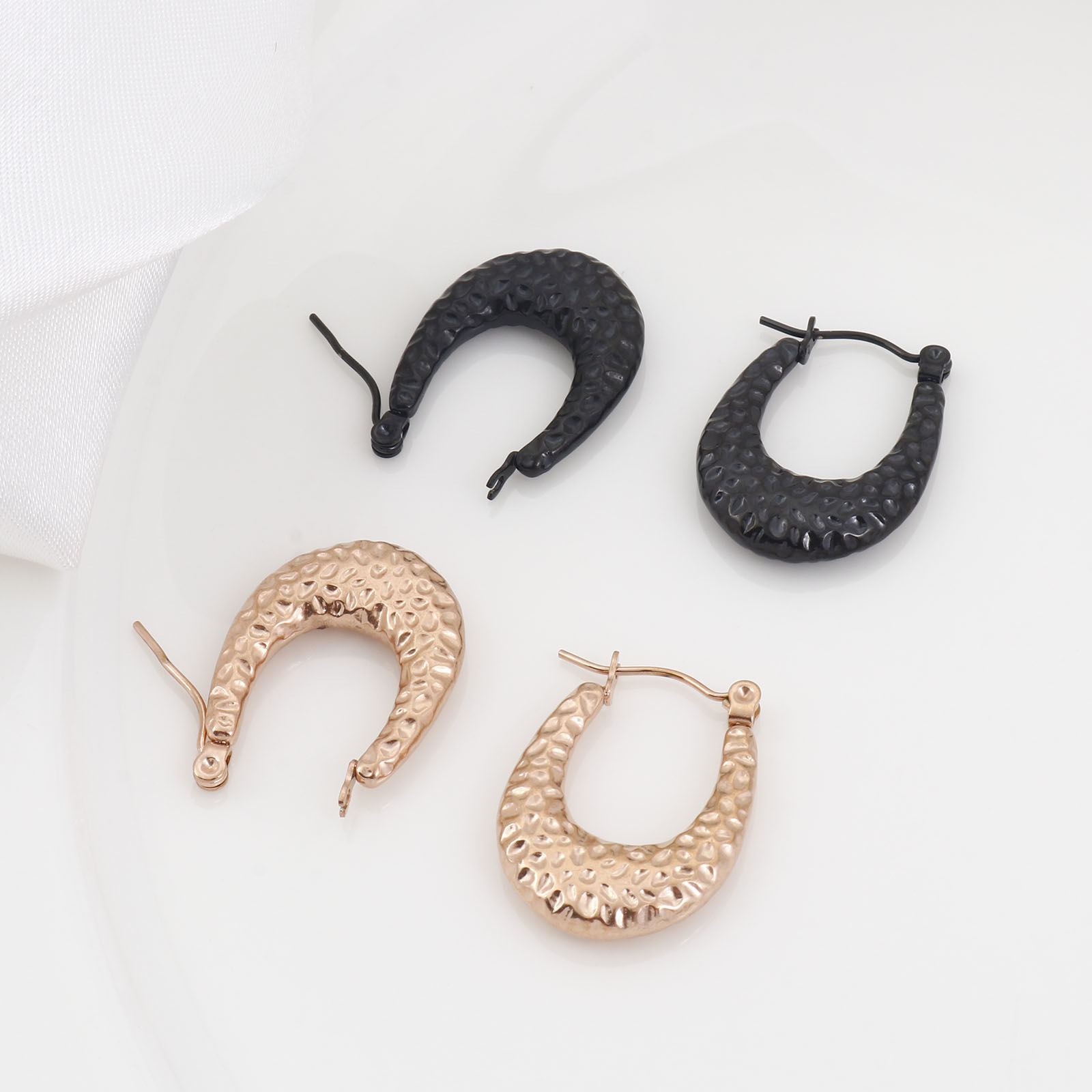 Picture of 316 Stainless Steel Hoop Earrings U-shaped Embossing 24.5mm x 18mm