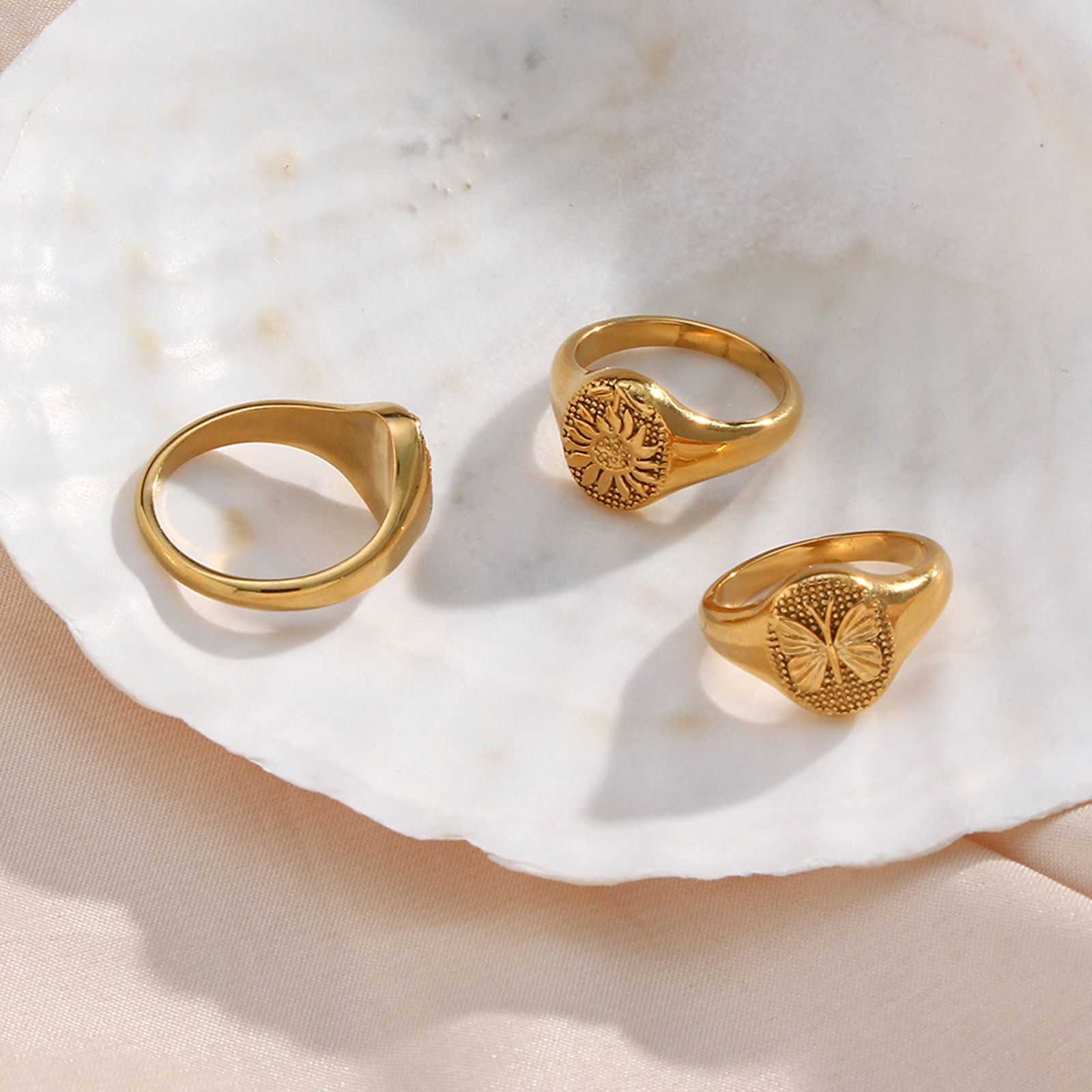 エコフレンドリー シンプルでカジュアル レトロ K18リアルゴールドメッキ 304ステンレス鋼 調整不能 楕円形 ローズ リング 指輪 ユニセックス 男女兼用 1 個 の画像