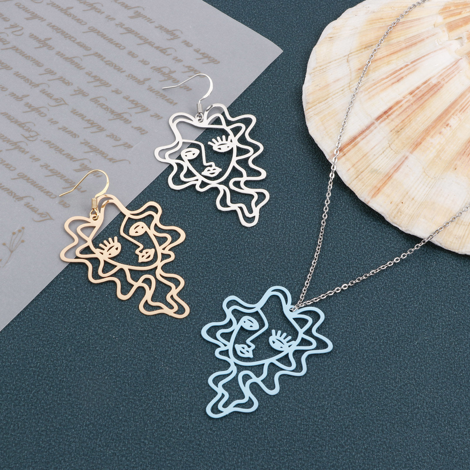 Изображение Железный Сплав(Без Кадмия) Филигранные цветок железа Подвески Лицо Разноцветный 5.1см x 3.7см, 5 ШТ