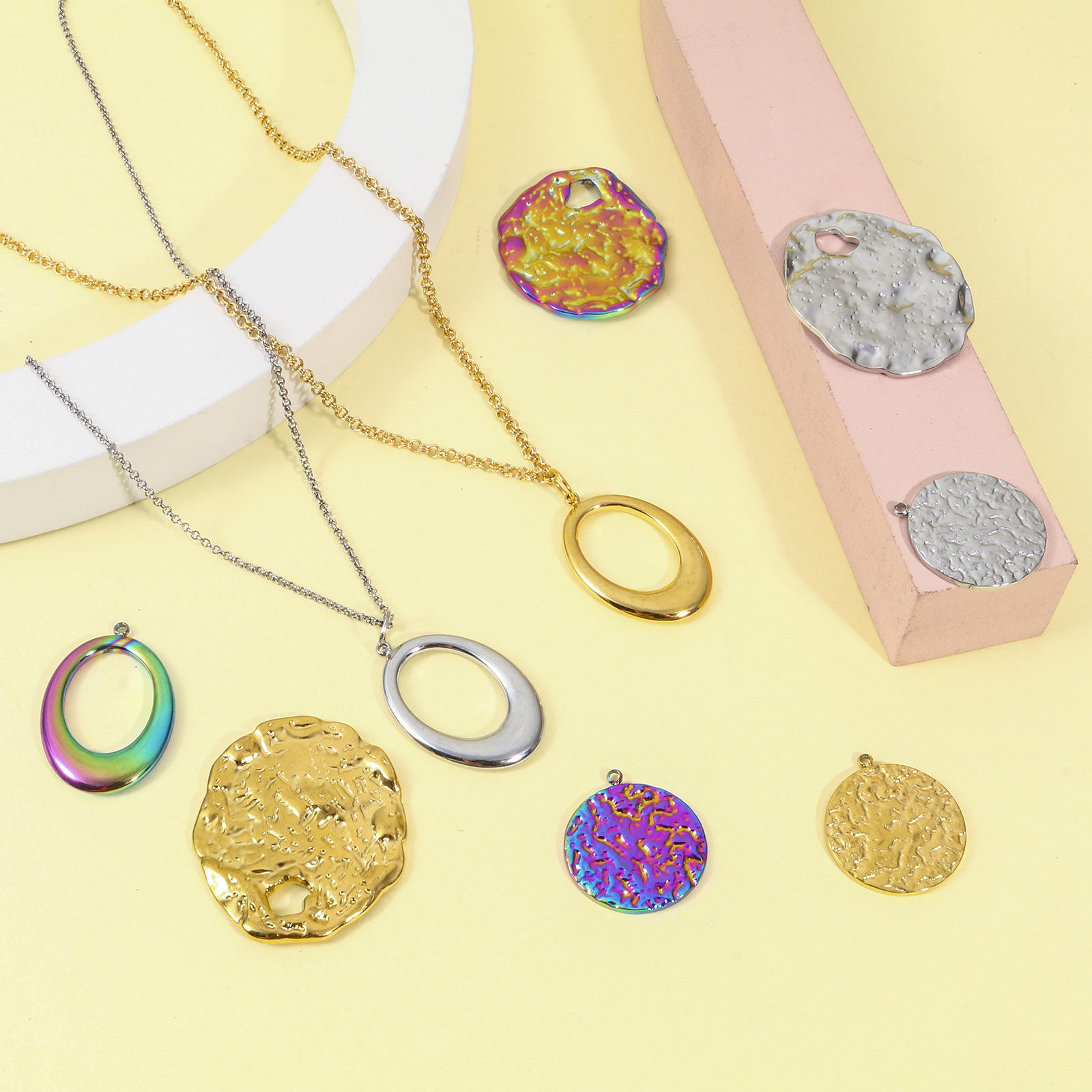 Picture of Eco-friendly Vacuum Plating 304 Stainless Steel Pendants Multicolor Round Oval