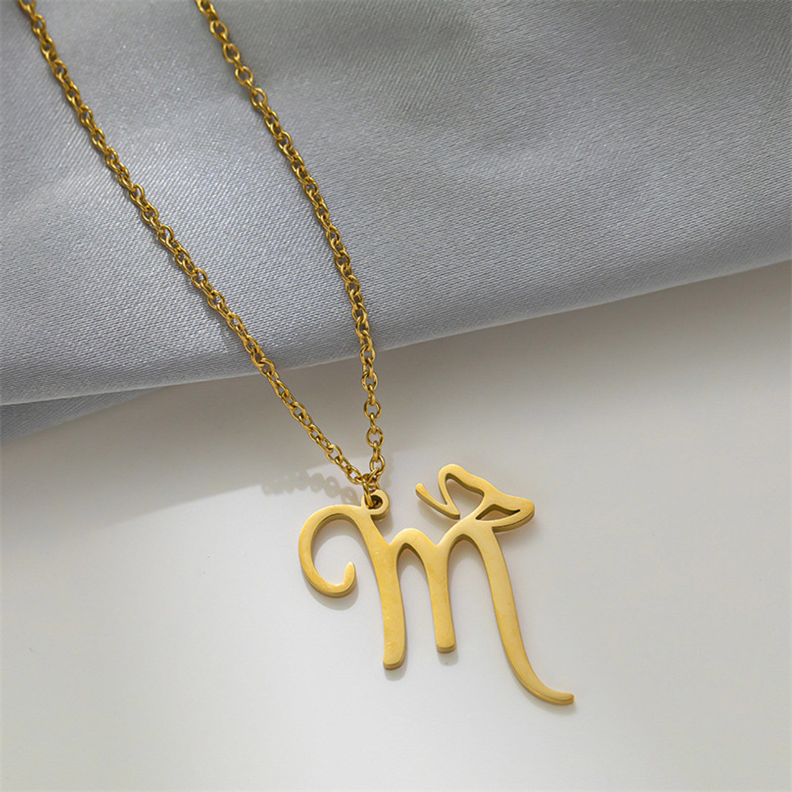 Imagen de Respetuoso del Medio Ambiente 304 Acero Inoxidable Día De La Madre Cable Cadena Cruz Collares Multicolor Mariposa Minúscula Letra Mensaje " M " 42cm longitud, 1 Unidad